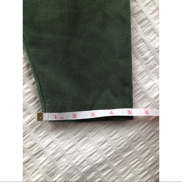 Vintage Button Up Blouse with Dart Detail - Picture 15 of 16